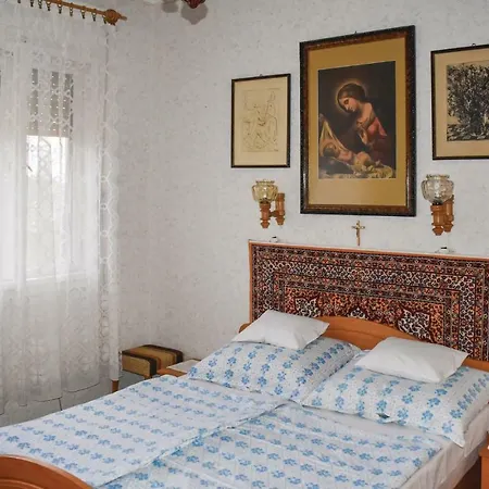Apartman Two-bedroom In Keszthely-kertvaros